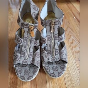 Michael Kors Espradille Sandals 7.5M